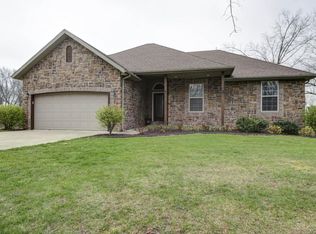 934 Shire Cir, Highlandville, MO 65669