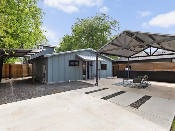 6205 Caddie St #2, Austin, TX 78741