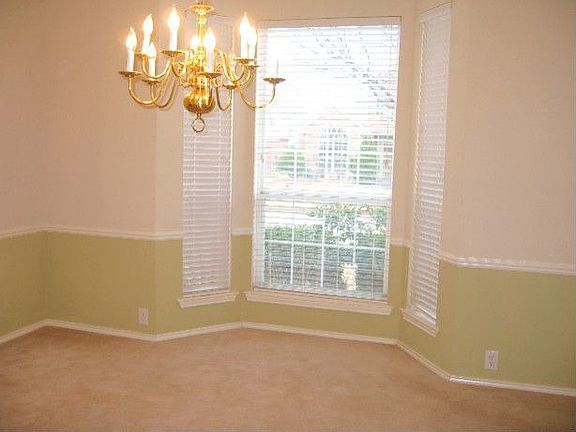 2nd image of 6708 Bankhead Ln