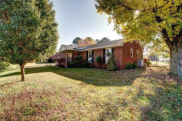1st image of 7109 Peach Orchard Ln