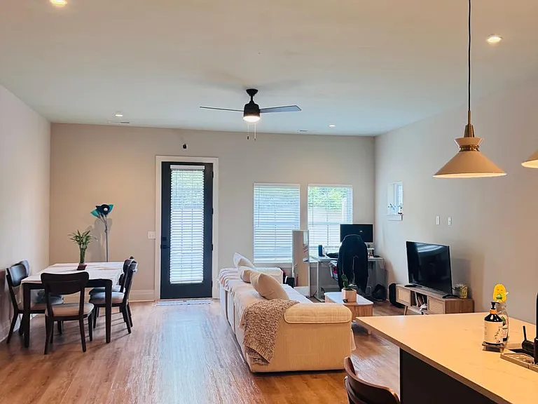 1080 Noble Loop — Photo 12