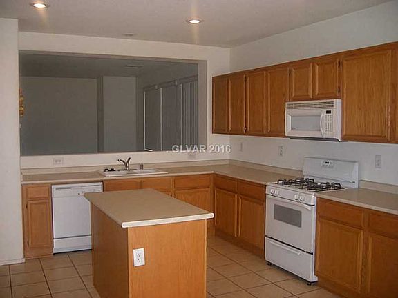 2nd image of 11721 Bella Luna St