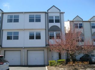 9 Milford Ct #I, Nanuet, NY 10954