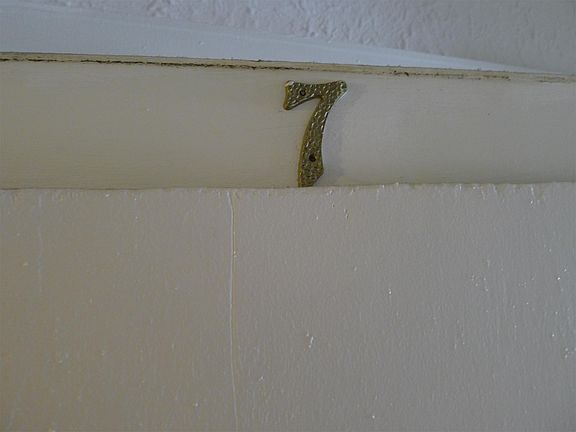 3rd image of 1725 Van Dyke St APT 7