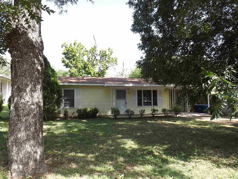 1st image of 606 Pecan Valley Dr
