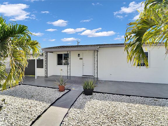 3rd image of 9425 NW 36th Ave