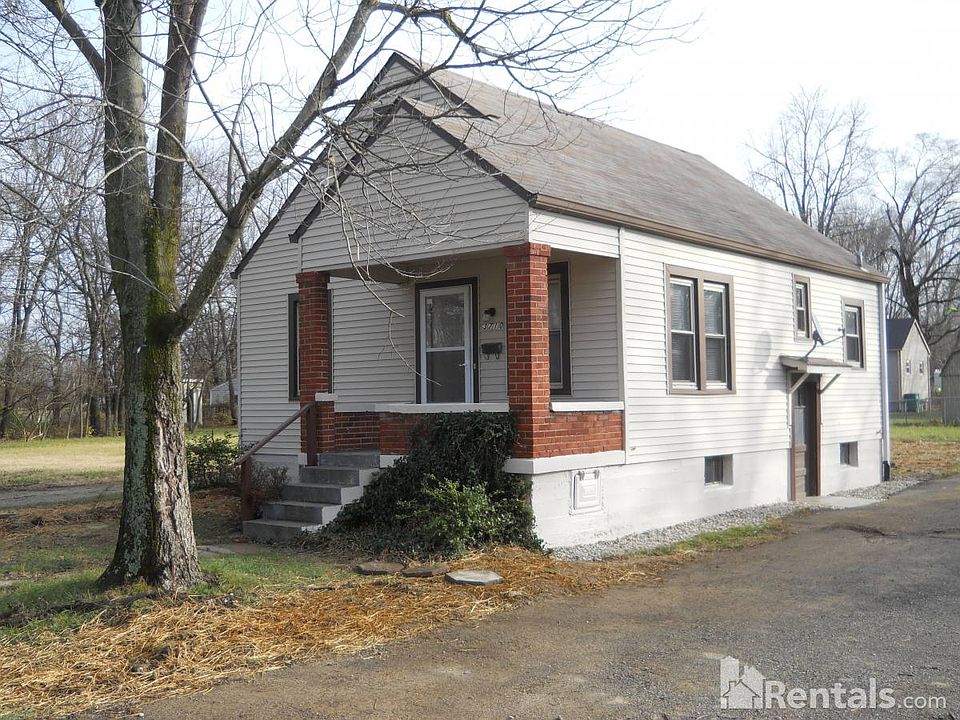 1st image of 3710 Roosevelt Ave