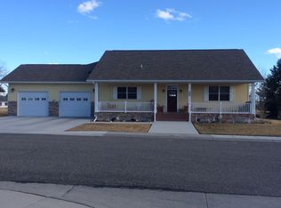 4119 Westchester Cir, Riverton, WY 82501