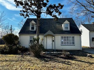 4236 Larkspur Ln, Warrensville Heights, OH