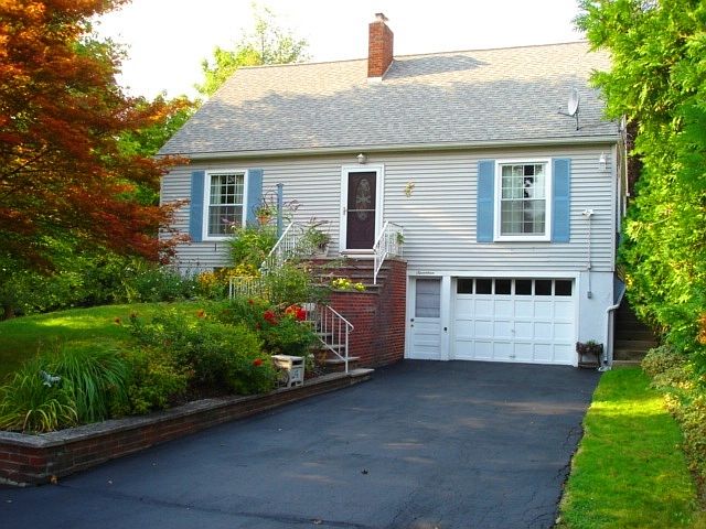 1st image of 17 Woodland Ave