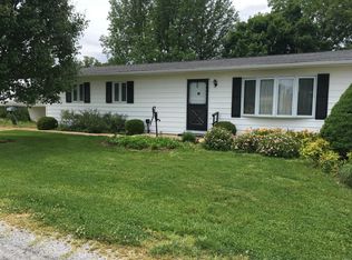 89 Crowell Rd, Carbondale, IL 62902