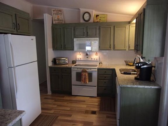 2nd image of 7211 Lakeshore Dr