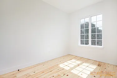 Rented by aptsandlofts.com