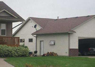 2nd image of 1410 7th St NE