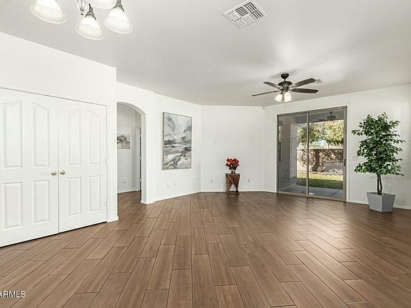 4th image of 7318 W SOPHIE Lane