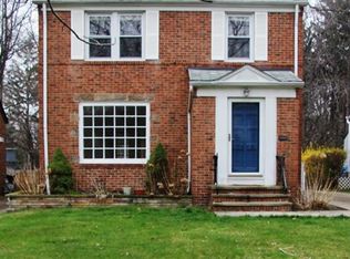 3545 Radcliffe Rd, Cleveland Heights, OH 44121