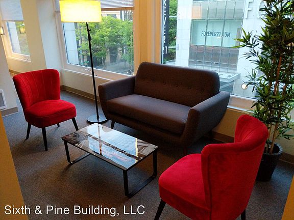 5th image of 523 Pine St #309