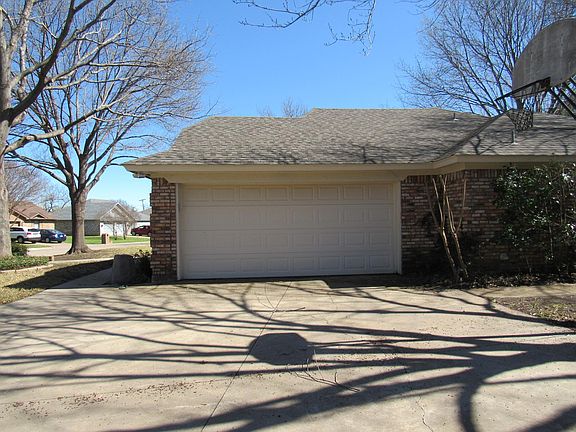 2nd image of 1213 Eastfield Dr