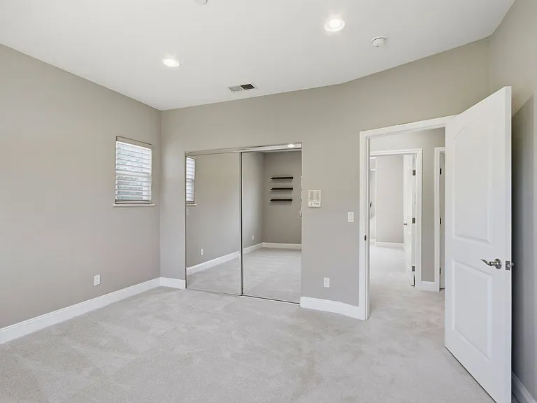 1367 Ramon Dr — Photo 16