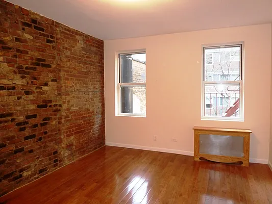 Rented by Safeguard Realty Management | media 13