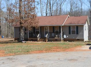 140 Roberts Rd, Chase City, VA 23924