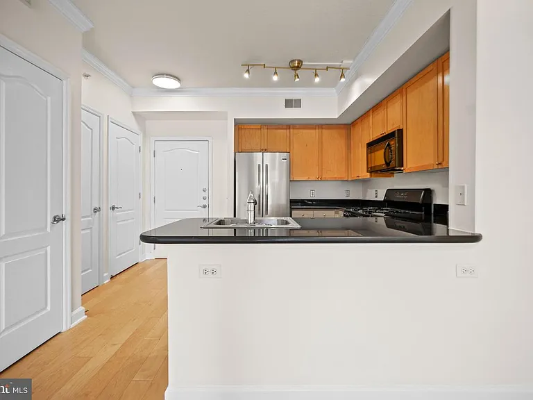 1441 Rhode Is #808 — Photo 11