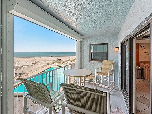 3rd image of 19500 GULF BOULEVARD #102