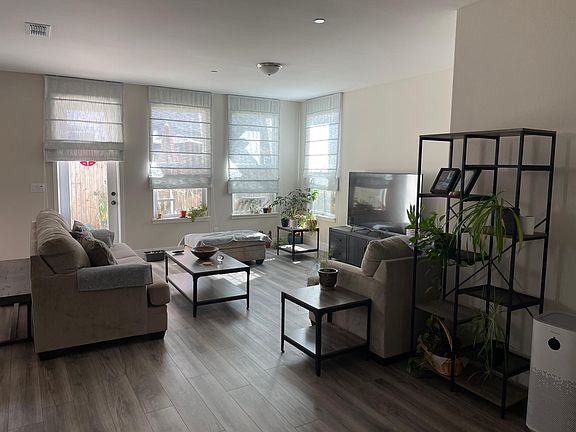 2nd image of 880 Farmhouse Way