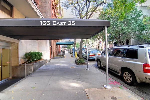 Sold by Level Group | media 10