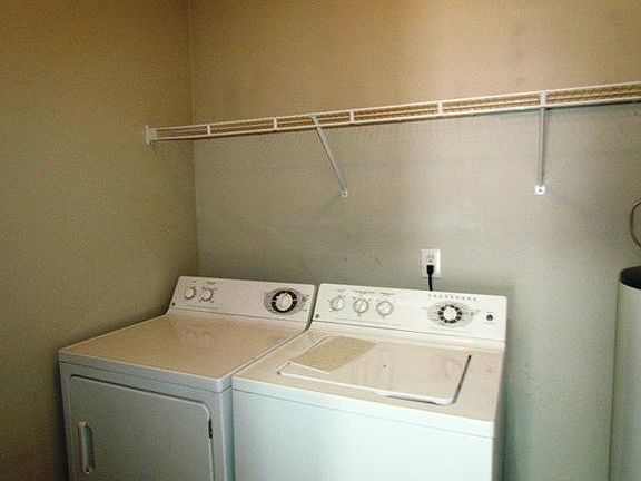 5th image of 1257 Louisville St APT 24
