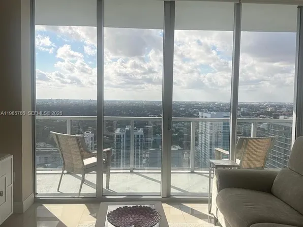 79 SW 12th St #3412, Miami, FL 33130