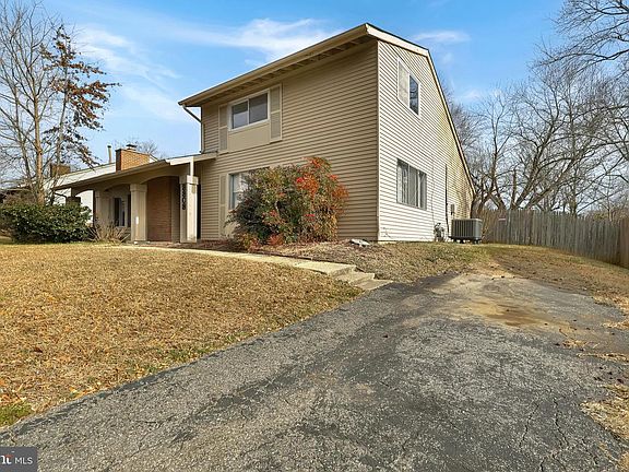 2nd image of 8808 Pensacola Pl
