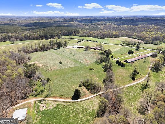 4th image of 1646 Mitchell Rd