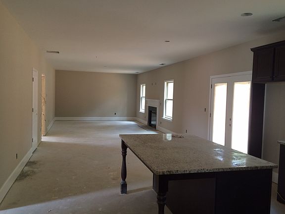 5th image of 2539 Park Estates Dr