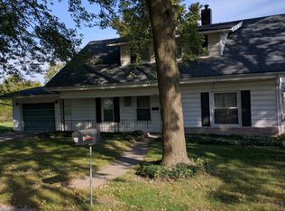 406 W 6th St, Hamilton, MO 64644