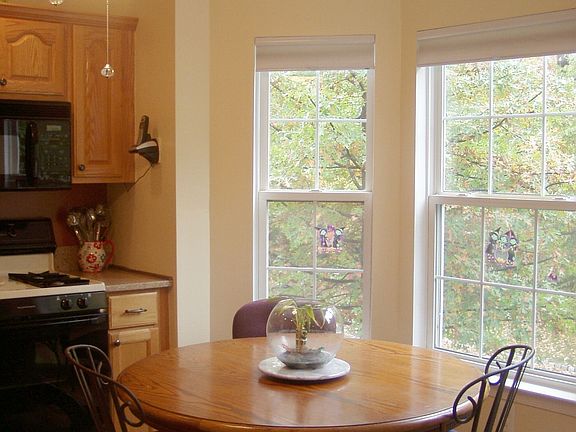 Eat in Kitchen with Baywindows and Private Views