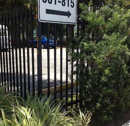 2nd image of 805 W Oakland Park Blvd APT D16