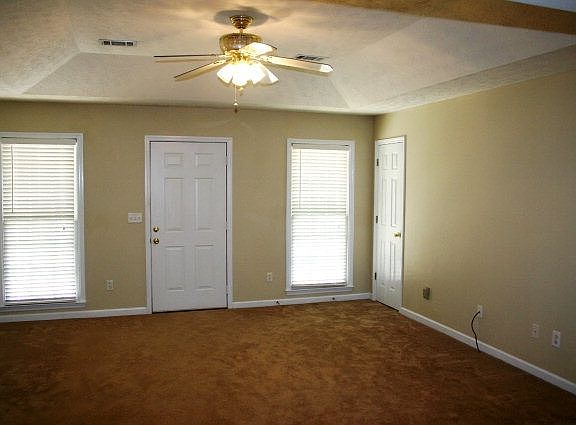5th image of 449 Lee Road 601
