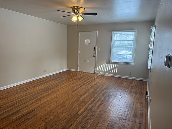 4th image of 807 Illinois St