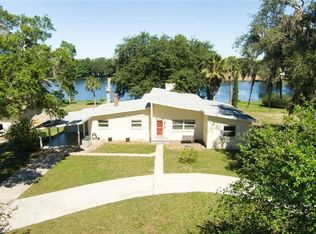 1211 Oak Dr, Leesburg, FL 34748