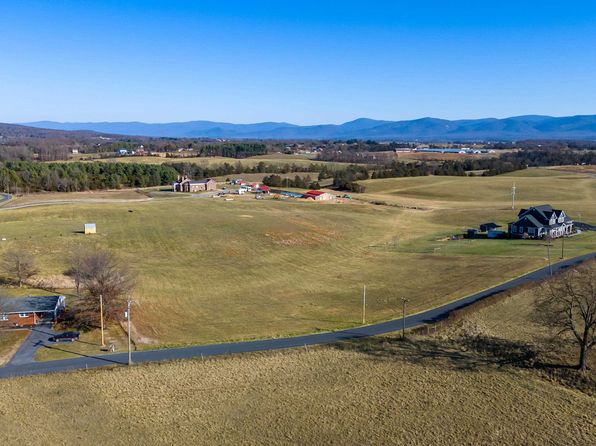 6165 Oak Shade Rd, Penn Laird, VA 22846