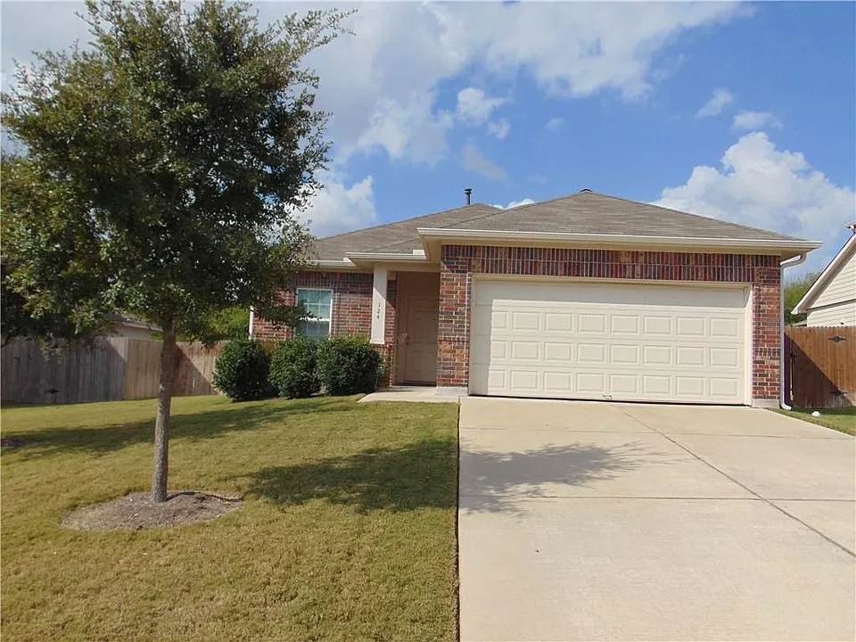 124 Hollis Ln