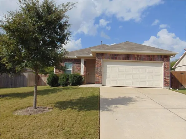 124 Hollis Ln, Kyle, TX 78640
