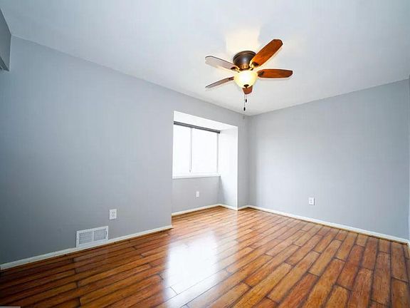 4th image of 13225 Keach Pl