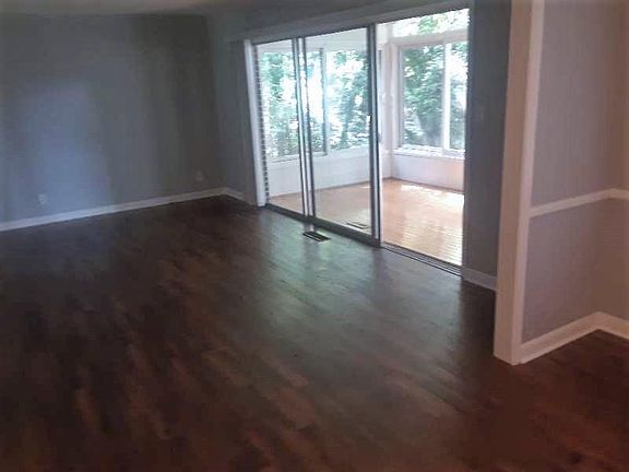 Living room and sunpoach
