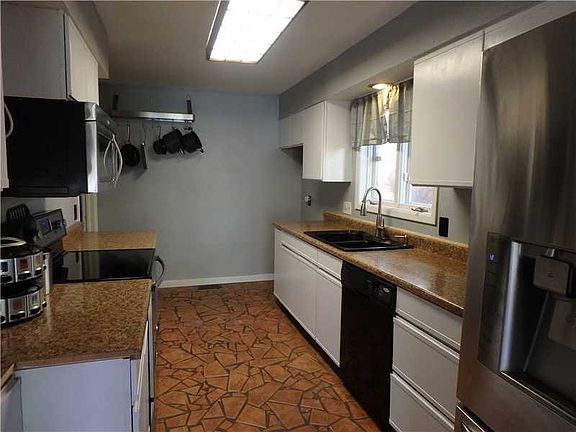 5th image of 3551 Vickery Dr