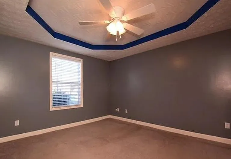 11913 N Tazwell Dr #1 — Photo 3