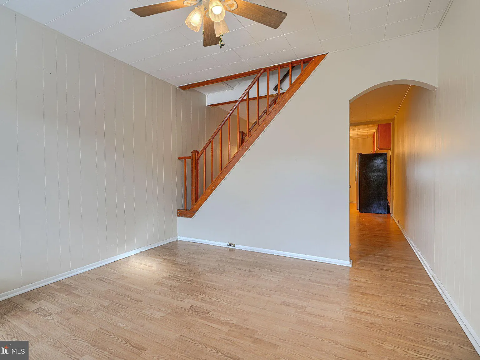 2 bed, 1.0 bath, 1044 sqft, $1,950 — Photo 3