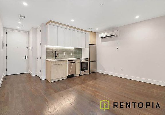 2nd image of 438 Union Ave #1C
