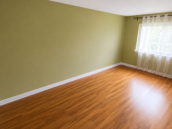 4th image of 7517 Caldwell Ave #3C